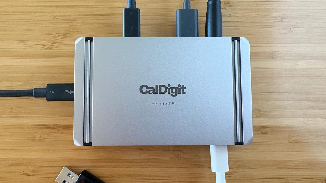 Transform Your Tech: Premier Laptop Docking Stations of 2025